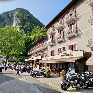 hotel-de-lhermitage.hotels-rhonealpes.com/