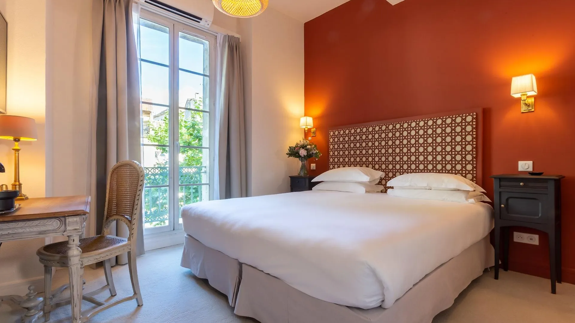Hotel Le Relais De Poste Arles Centre Historique