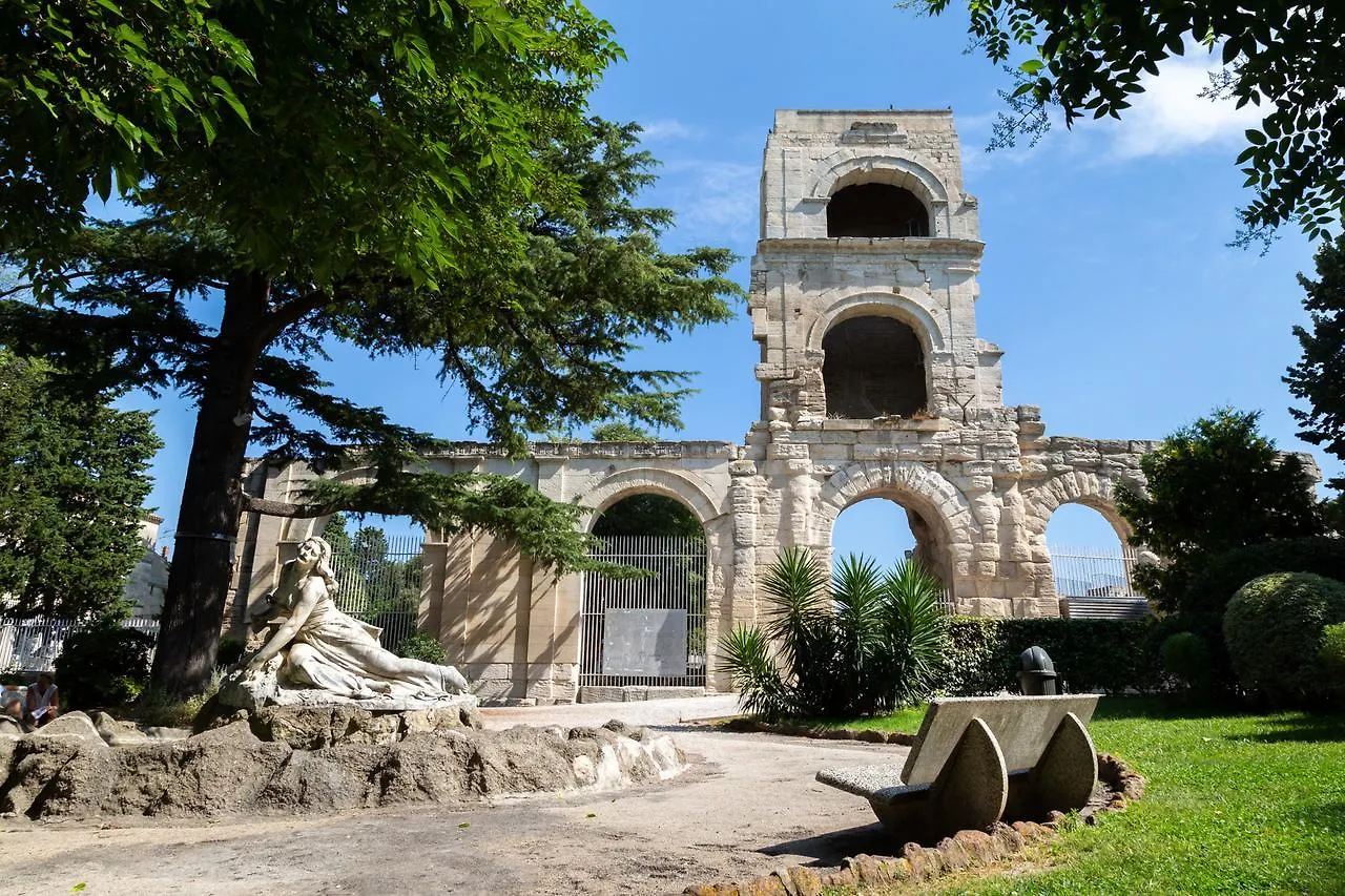 Hotel Le Relais De Poste Arles Centre Historique